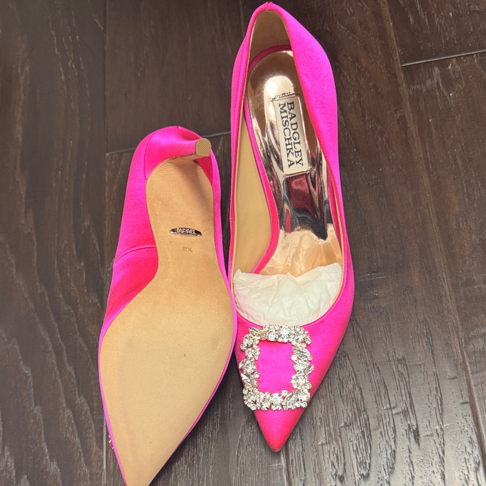 Badgley Mischka Fuchsia Heels with Rhinestone Buckle - Picture 2 of 4